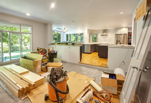 Professional Cabinet Refacing technician working in Adamstown, PA